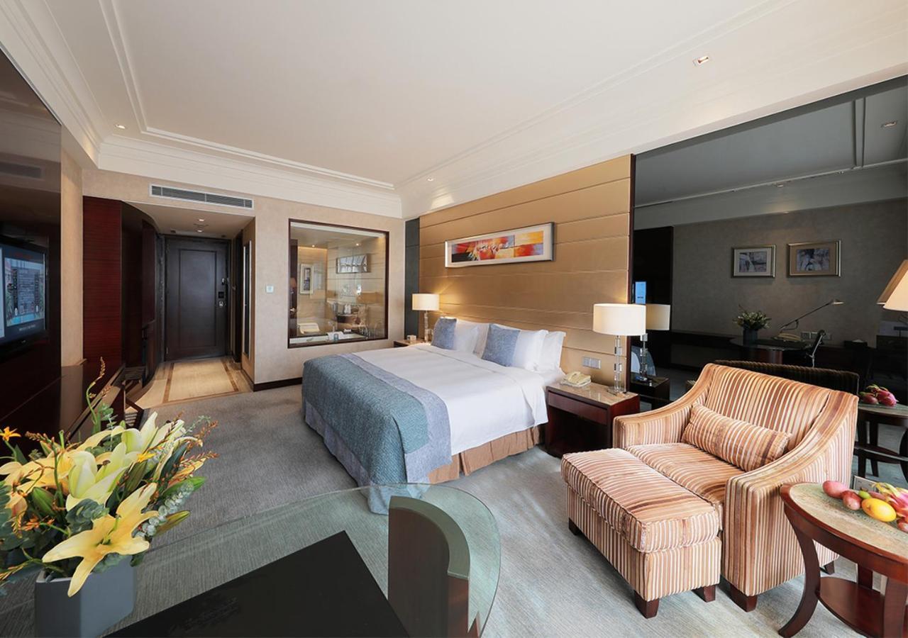 Howard Johnson Riverfront Plaza Fuzhou Fuzhou  Eksteriør bilde